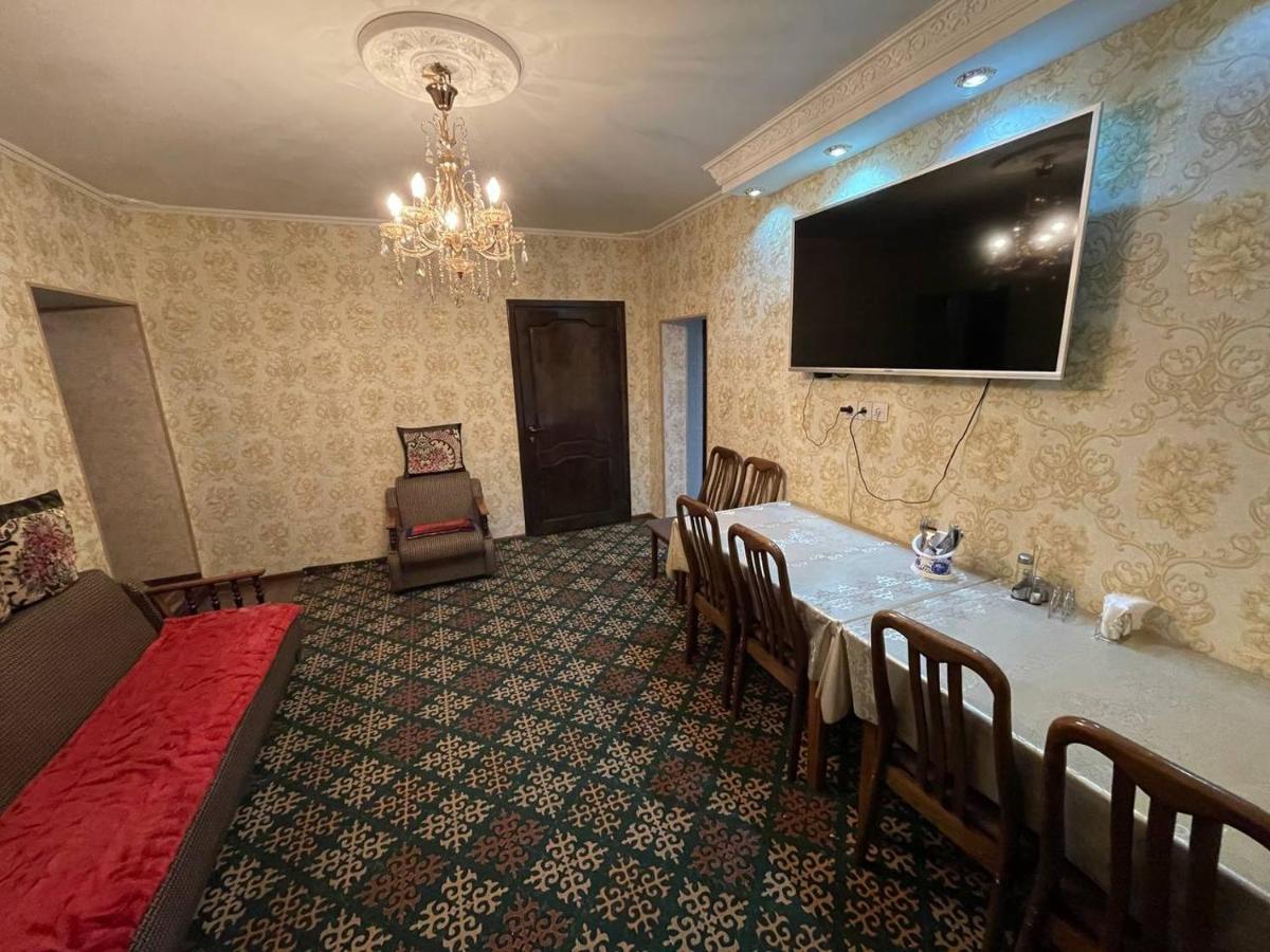 Guest House Eles Каракол Екстер'єр фото